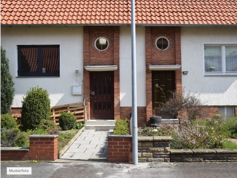 Einfamilienhaus in 12349 Berlin, Buckower Weg