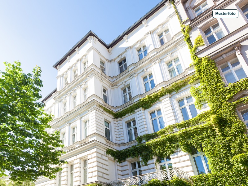 Etagenwohnung in 66352 Großrosseln, Zum Waldsee