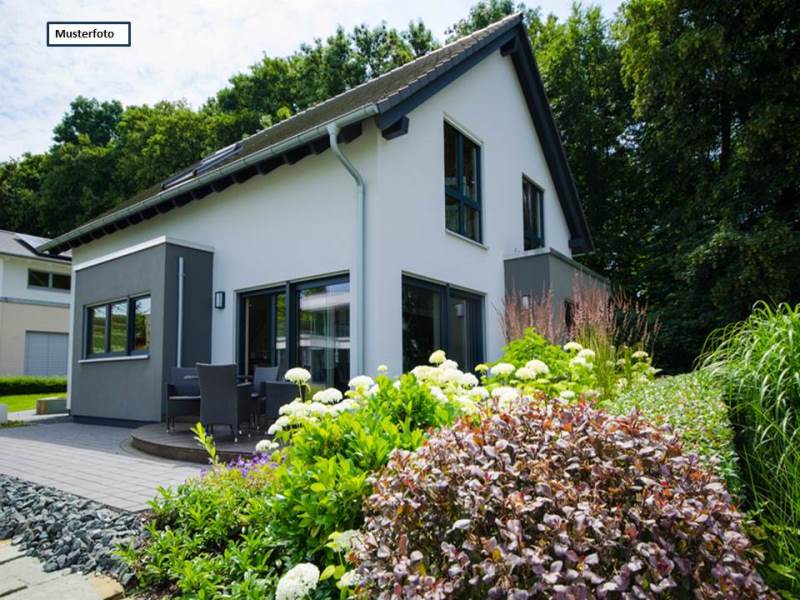 Zweifamilienhaus in 45881 Gelsenkirchen, Overhofstr.