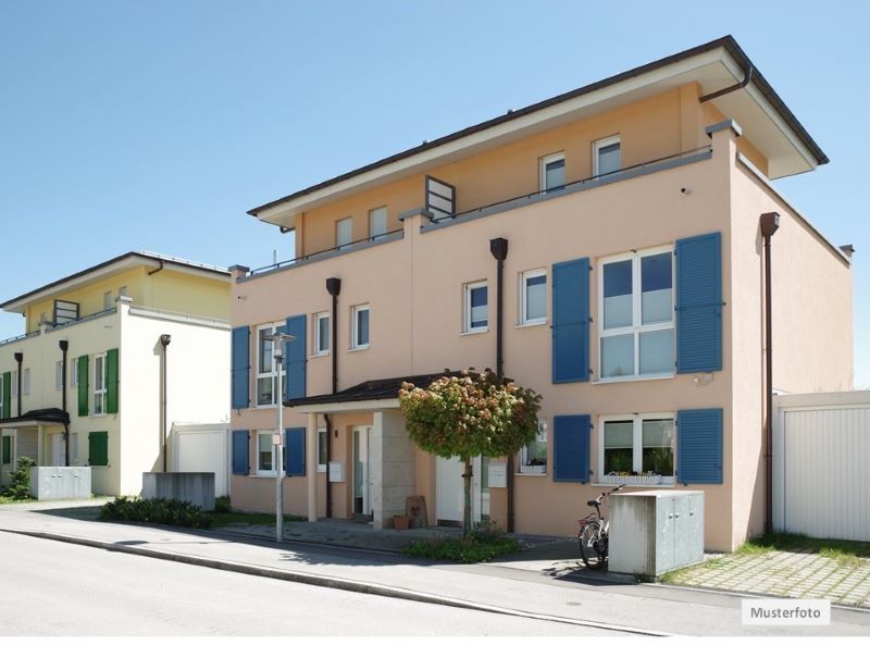 Zweifamilienhaus in 57339 Erndtebrück, Melbacher Str.