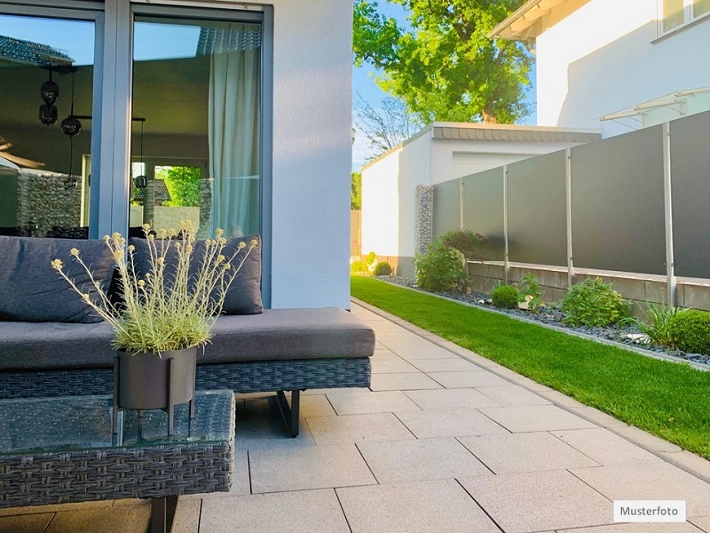 Reiheneckhaus in 51107 Köln, Winkelfeld