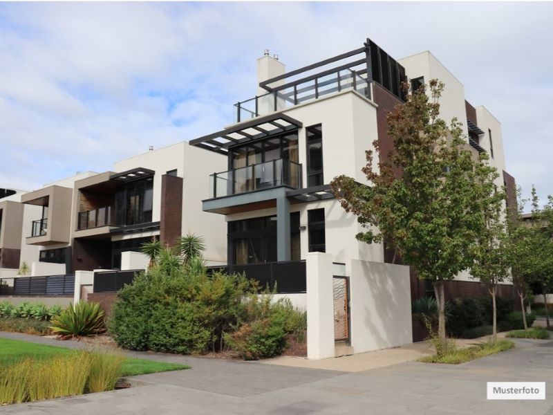 Zweifamilienhaus in 95326 Kulmbach, Schindhelmsleite