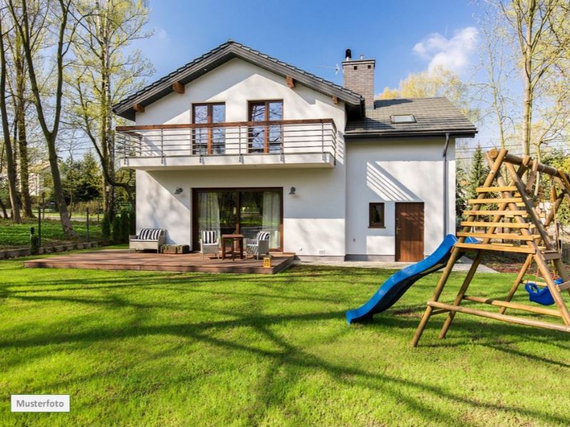 Reiheneckhaus in 47441 Moers, Marc-Aurel-Str.